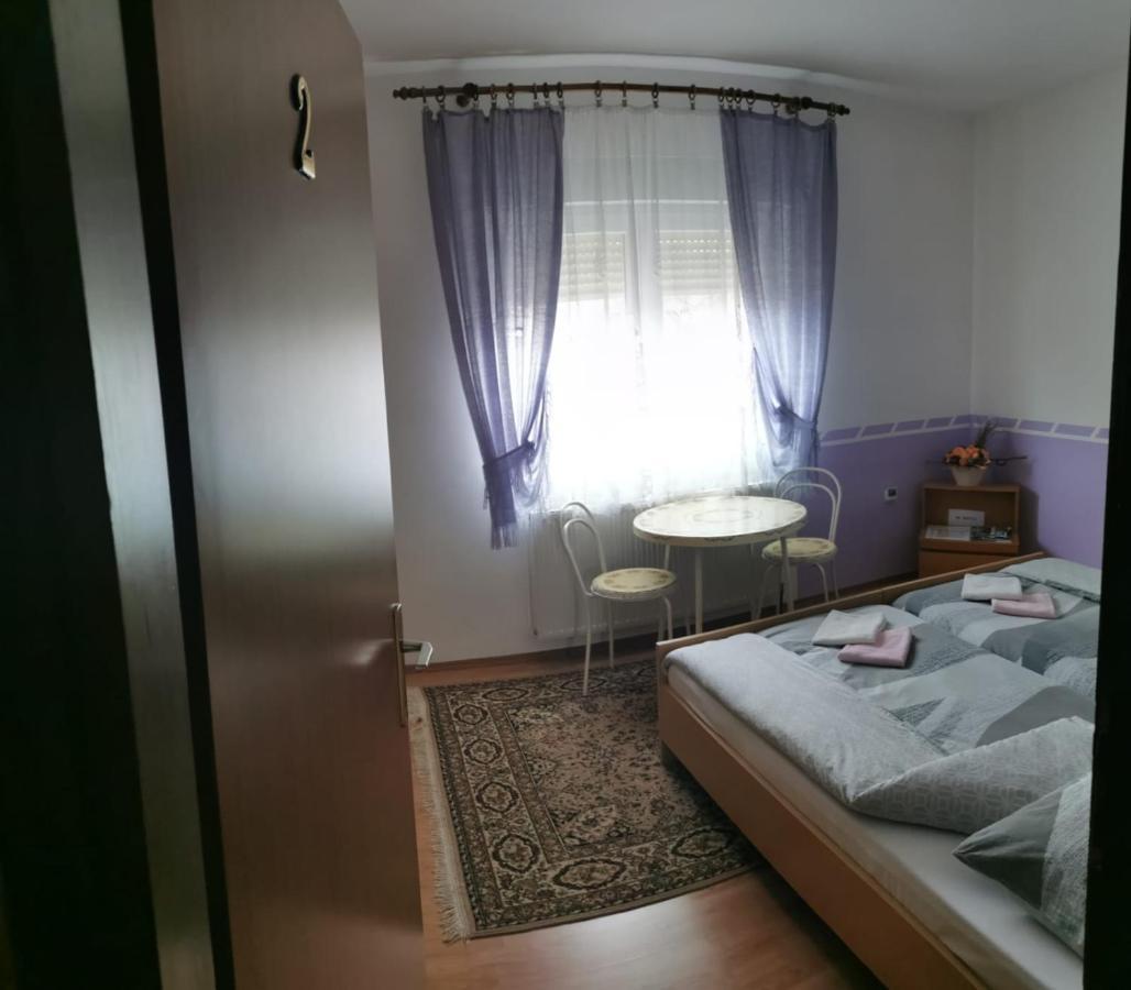 Gacka Rooms Vrhovine Dış mekan fotoğraf