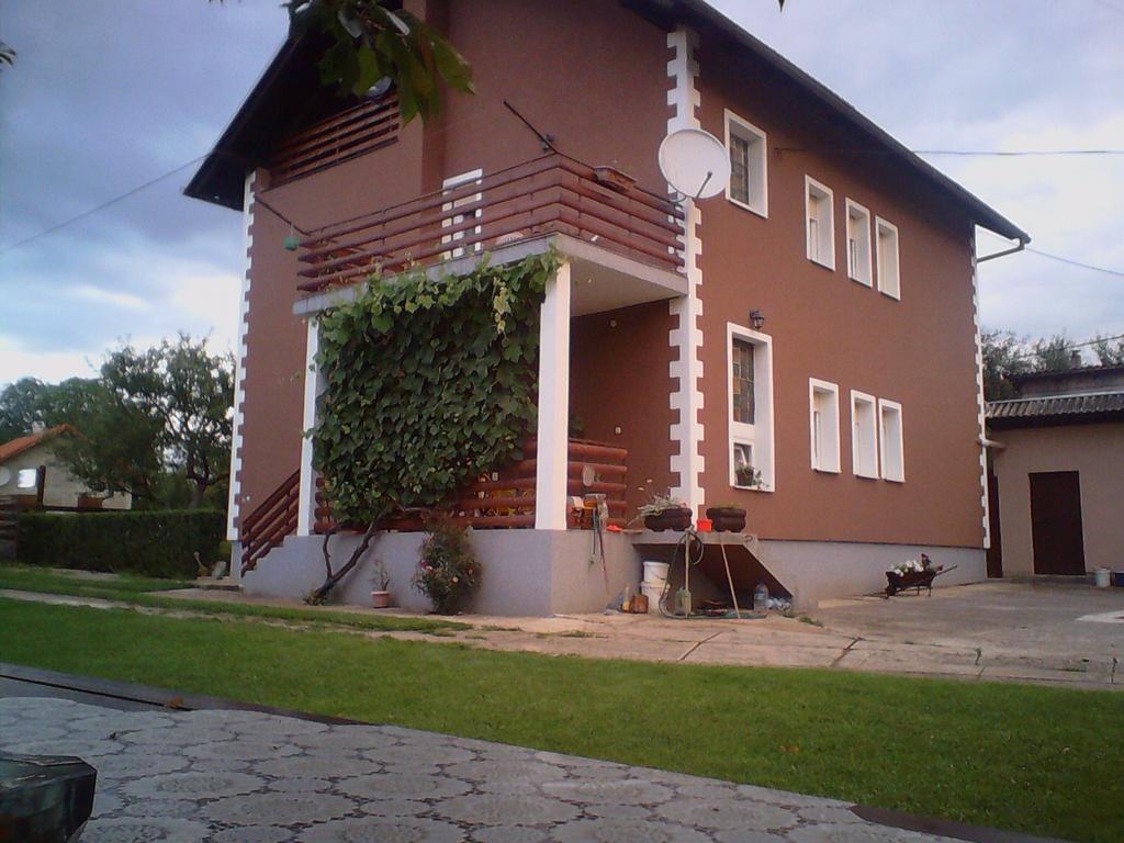 Gacka Rooms Vrhovine Dış mekan fotoğraf