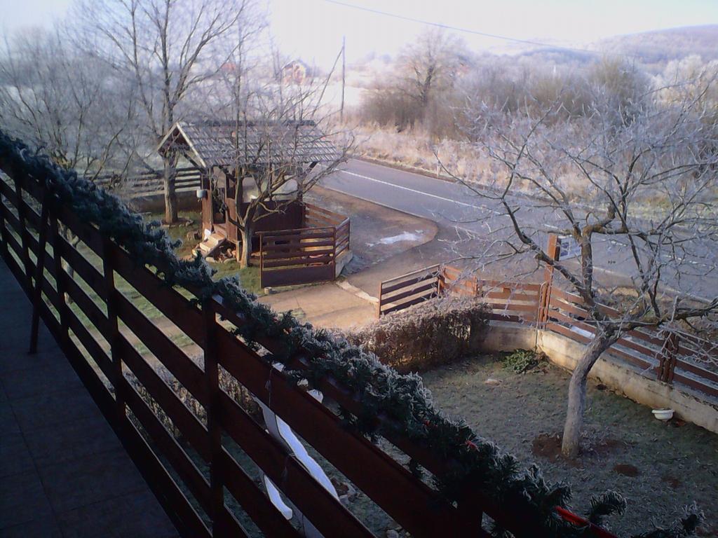 Gacka Rooms Vrhovine Oda fotoğraf