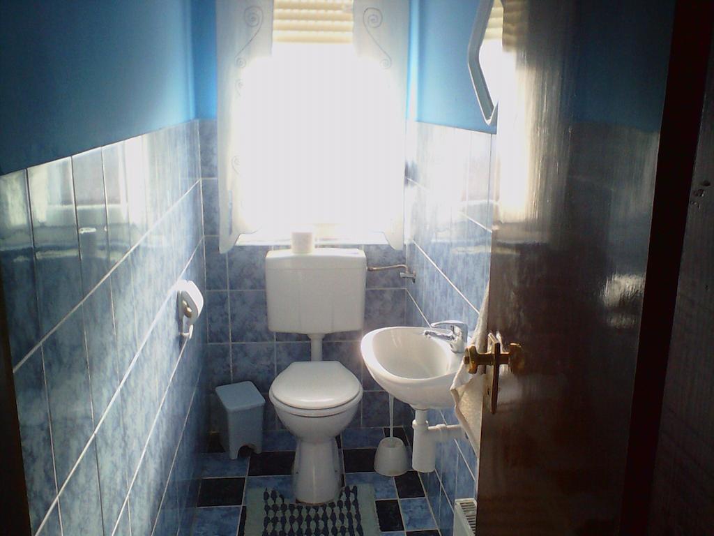 Gacka Rooms Vrhovine Oda fotoğraf