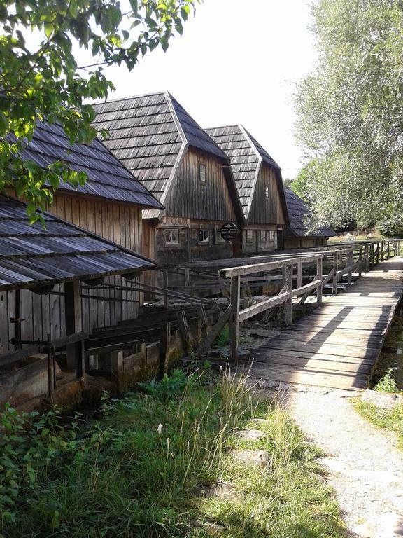 Gacka Rooms Vrhovine Dış mekan fotoğraf